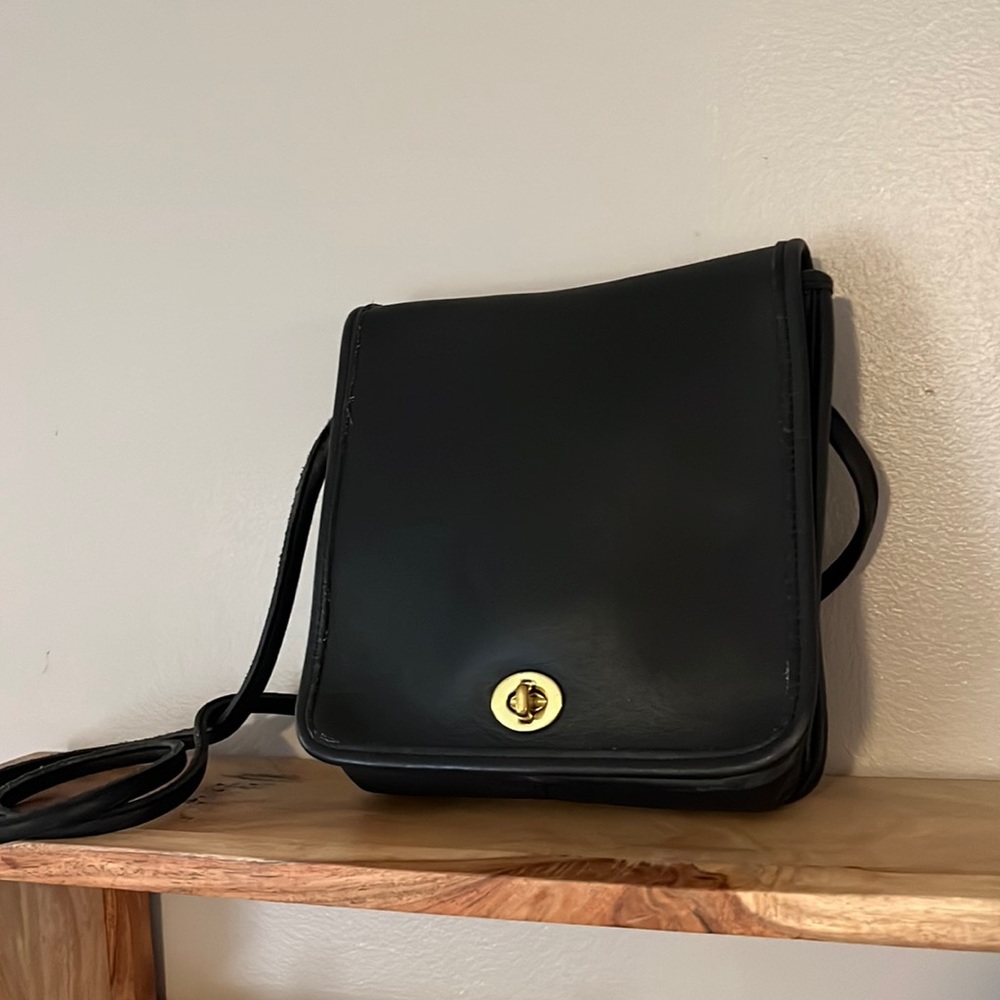 Vintage Coach Black Leather 9620 Compact Pouch Bag